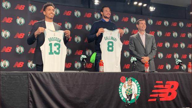 1657699058594045440.png brogdon-and-gallinari.png